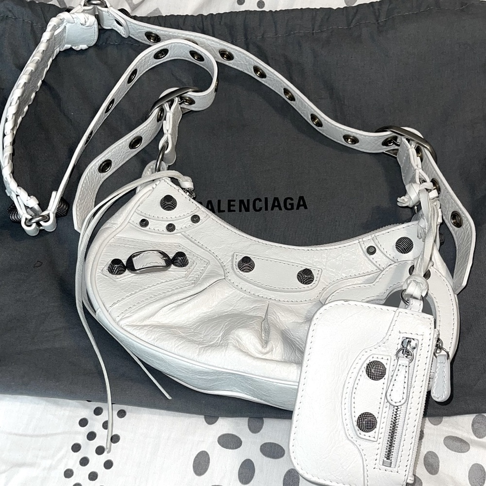 🔥BALENCIAGA LE CAGOLE🔥